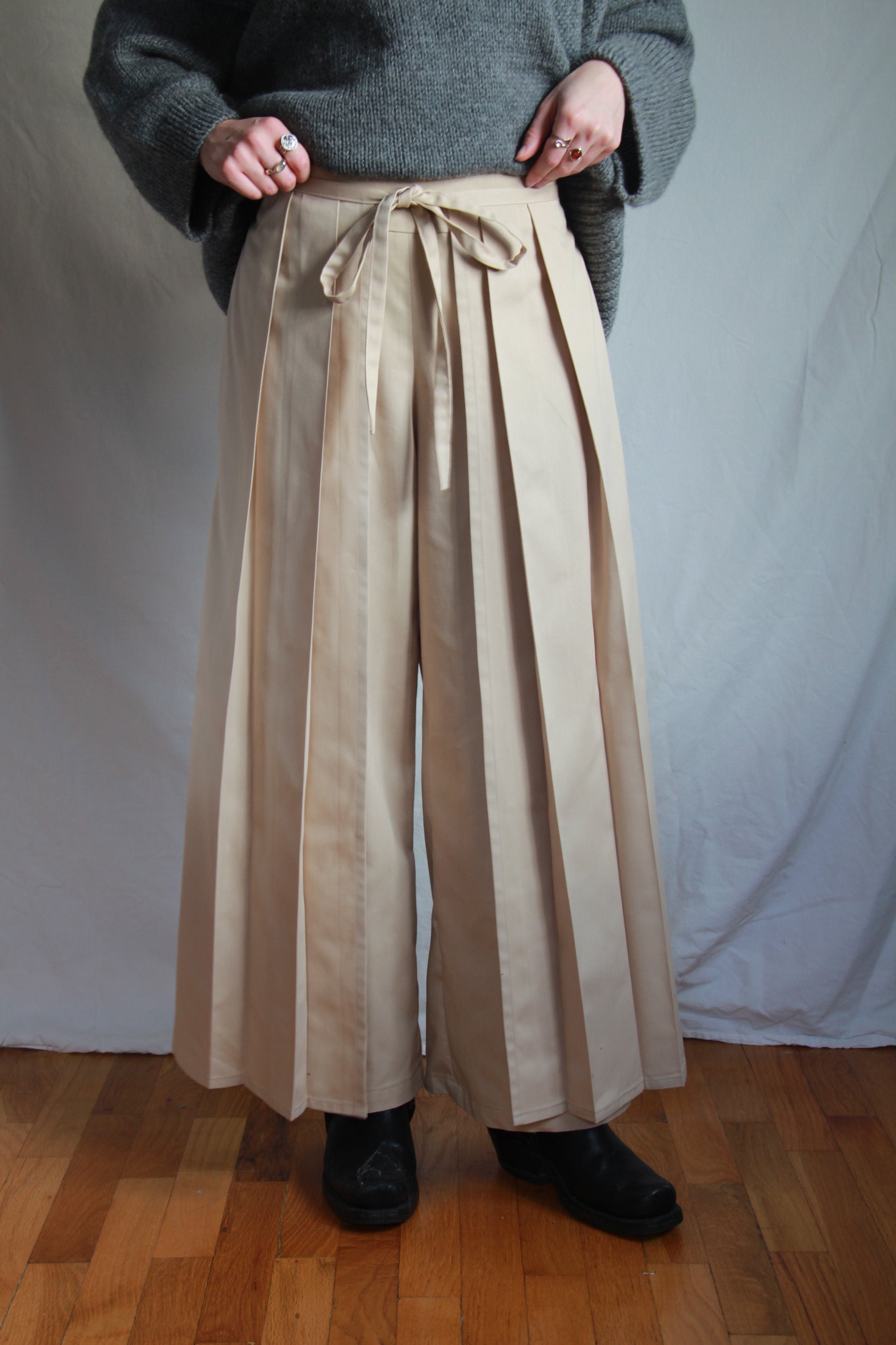 Sleepy Pleated Pants